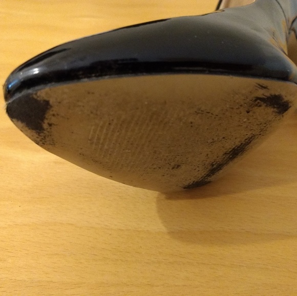 Black high heels 4" - Picture 2 of 4